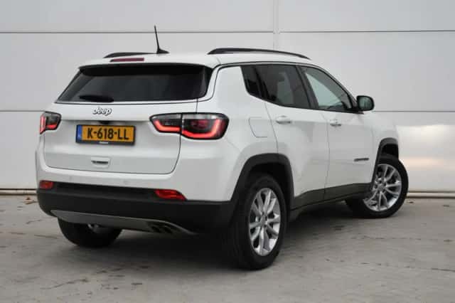 Jeep Compass (2021) thumbnail 4