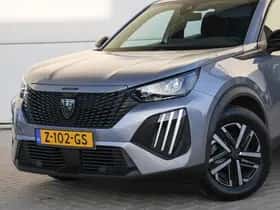 Peugeot 2008 (2024) thumbnail 2