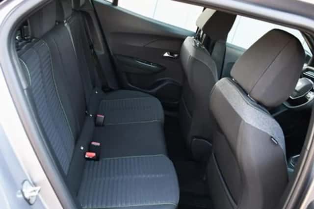 Peugeot 2008 (2024) thumbnail 11