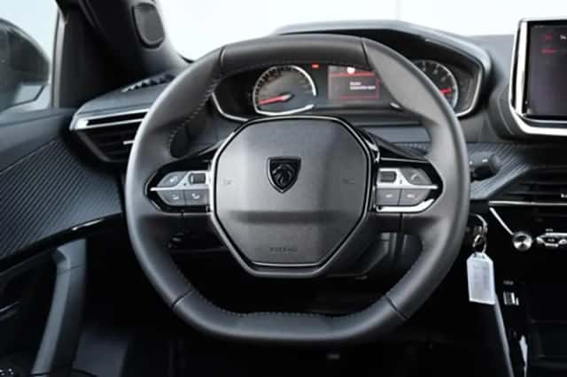 Peugeot 2008 (2024) thumbnail 14