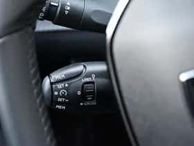 Peugeot 2008 (2024) thumbnail 25
