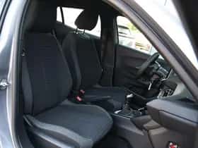 Peugeot 2008 (2024) thumbnail 10