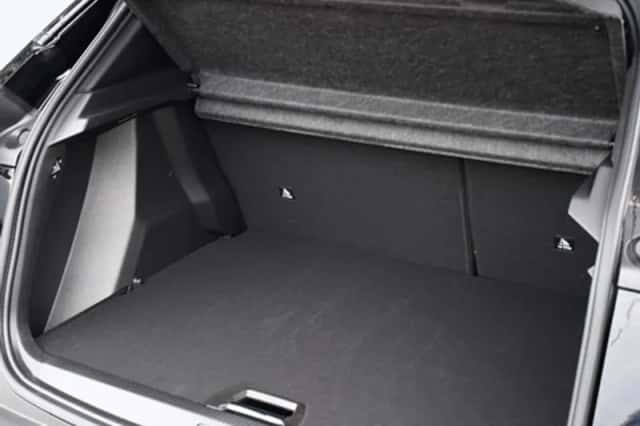 Peugeot 2008 (2024) thumbnail 11