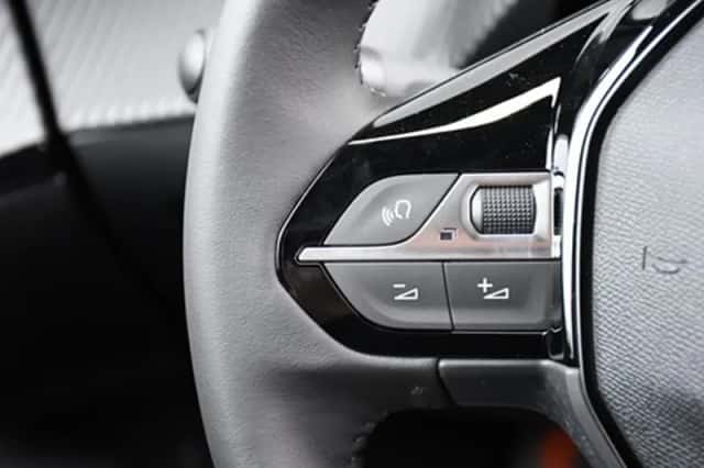 Peugeot 2008 (2024) thumbnail 24