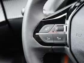 Peugeot 2008 (2024) thumbnail 24