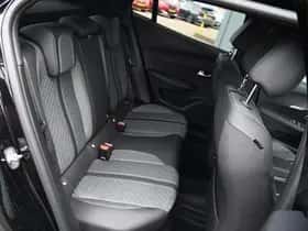 Peugeot 2008 (2024) thumbnail 10