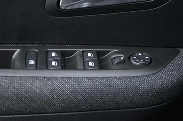 Peugeot 208 (2025) thumbnail 25