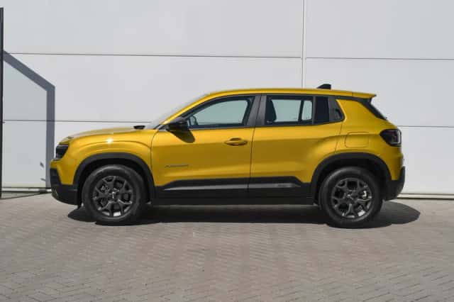 Jeep Avenger (2024) thumbnail 3