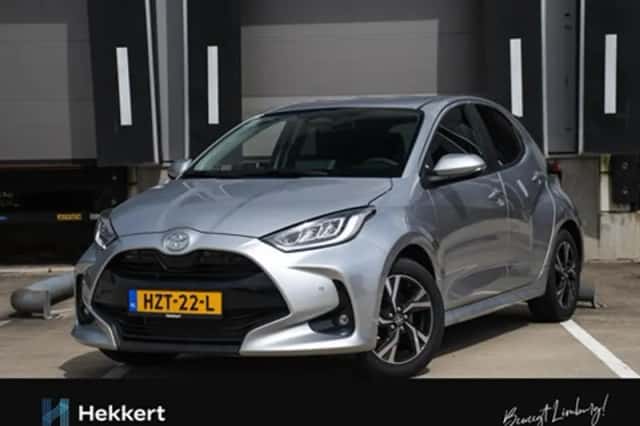 Toyota Yaris (2025) thumbnail 1