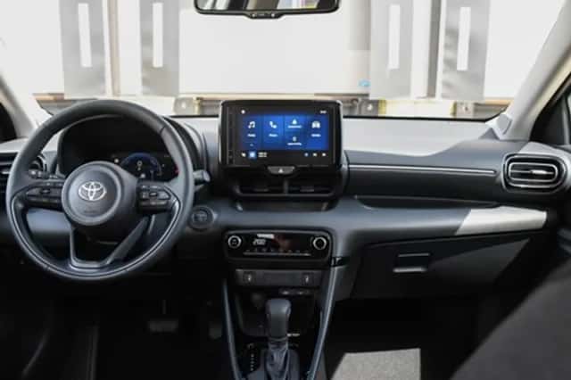 Toyota Yaris (2025) thumbnail 13