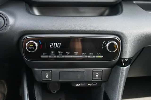 Toyota Yaris (2025) thumbnail 19