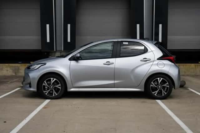 Toyota Yaris (2025) thumbnail 3