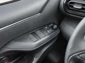 Toyota Yaris (2025) thumbnail 29
