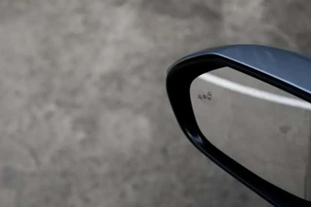 Toyota Yaris (2025) thumbnail 8