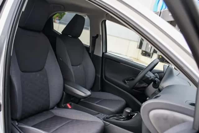 Toyota Yaris (2025) thumbnail 10