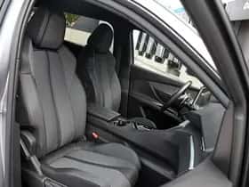 Peugeot 5008 (2024) thumbnail 11