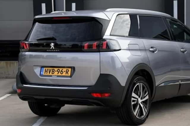 Peugeot 5008 (2024) thumbnail 6