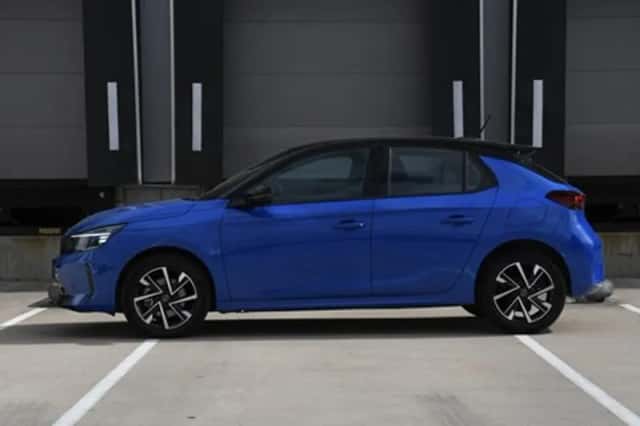 Opel Corsa (2024) thumbnail 3
