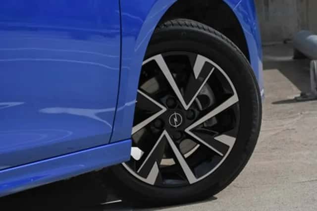 Opel Corsa (2024) thumbnail 7