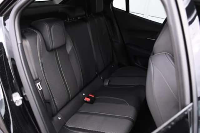 Peugeot 2008 (2024) thumbnail 11