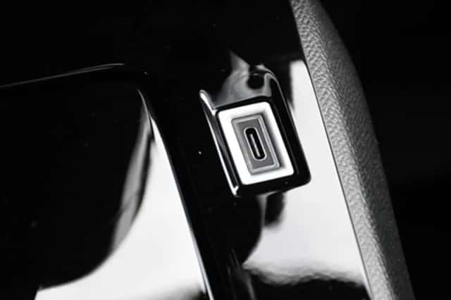 Peugeot 2008 (2024) thumbnail 23