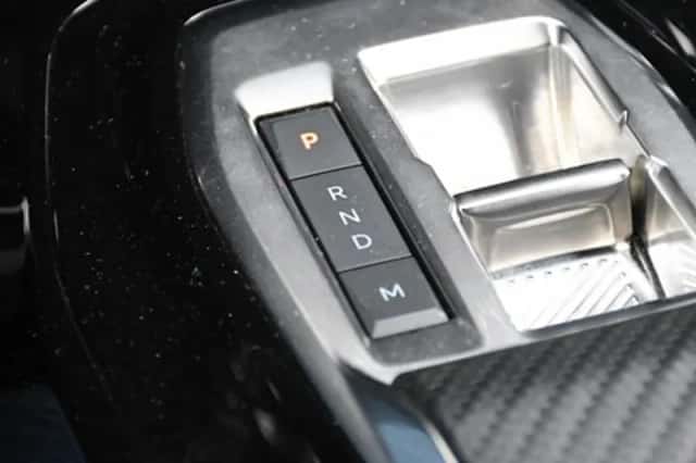 Peugeot 2008 (2024) thumbnail 25