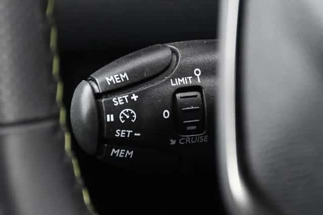 Peugeot 2008 (2024) thumbnail 29