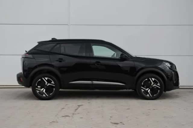 Peugeot 2008 (2024) thumbnail 4