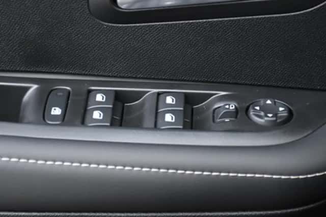 Peugeot 208 (2025) thumbnail 33
