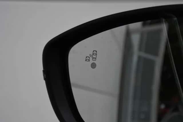 Peugeot 208 (2025) thumbnail 8