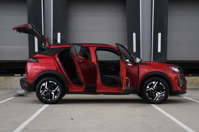 Peugeot 2008 (2024) thumbnail 31
