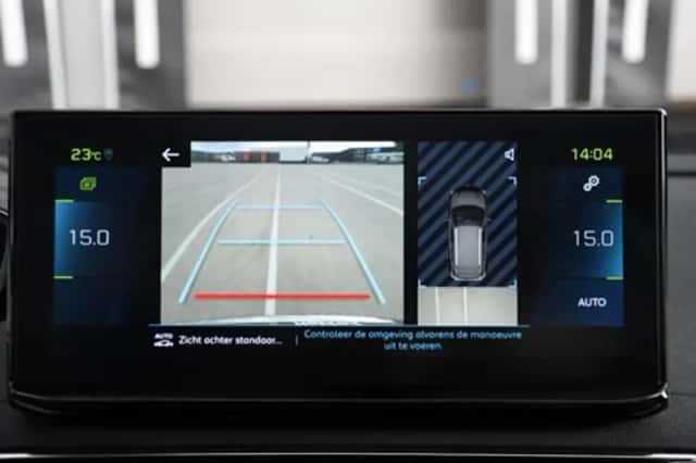 Peugeot 3008 (2023) thumbnail 22
