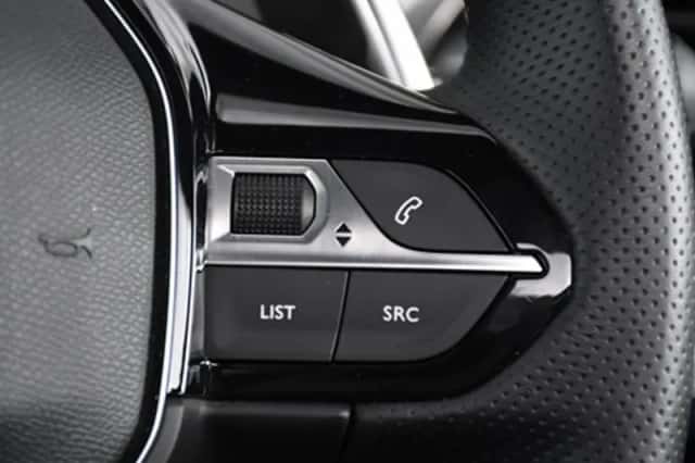Peugeot 3008 (2023) thumbnail 27
