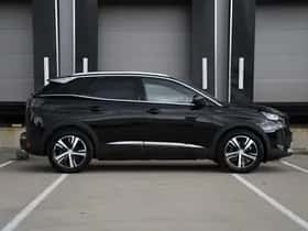 Peugeot 3008 (2023) thumbnail 4