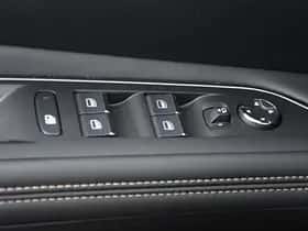 Peugeot 3008 (2023) thumbnail 31