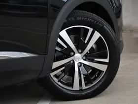 Peugeot 3008 (2023) thumbnail 7
