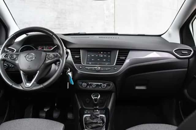 Opel Crossland (2022) thumbnail 15