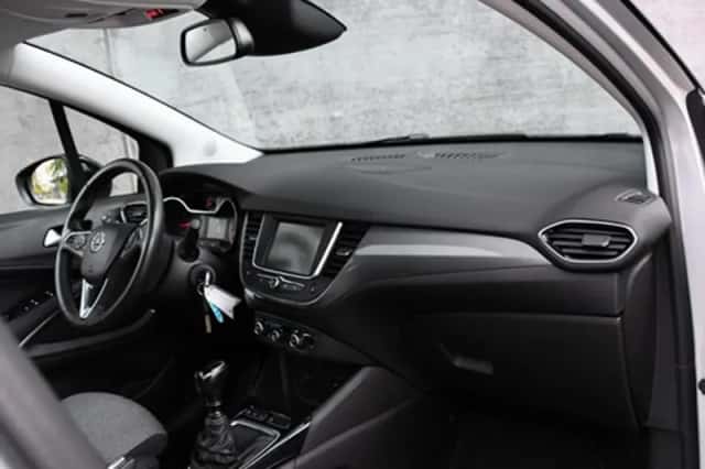 Opel Crossland (2022) thumbnail 9