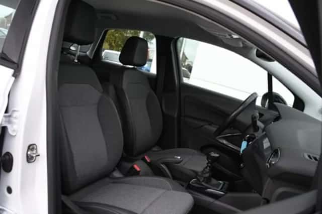 Opel Crossland (2022) thumbnail 10