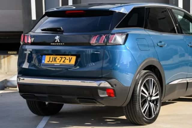 Peugeot 3008 (2024) thumbnail 6
