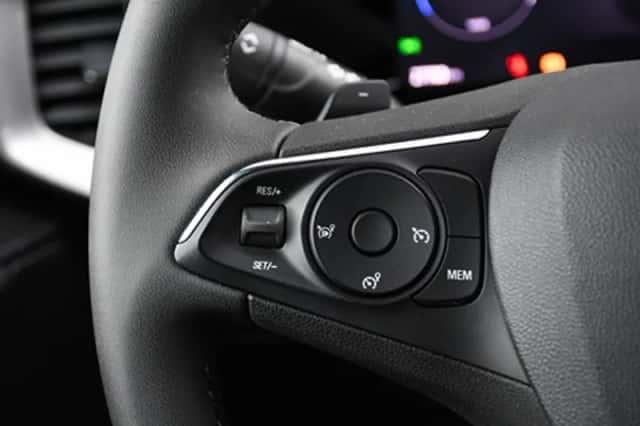 Opel Mokka (2024) thumbnail 27