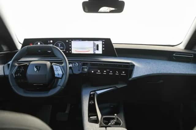 Peugeot 3008 (2025) thumbnail 14
