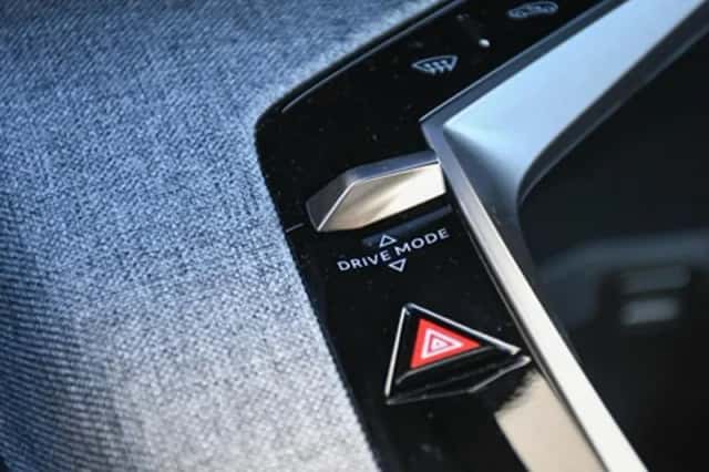 Peugeot 3008 (2025) thumbnail 24