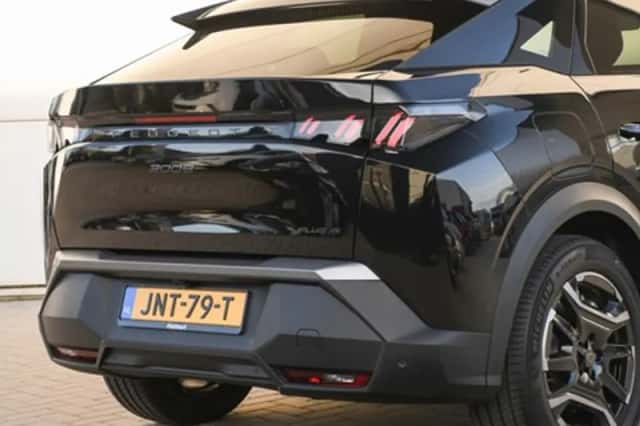 Peugeot 3008 (2025) thumbnail 6