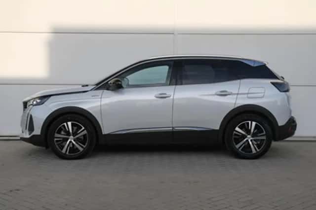 Peugeot 3008 (2023) thumbnail 3
