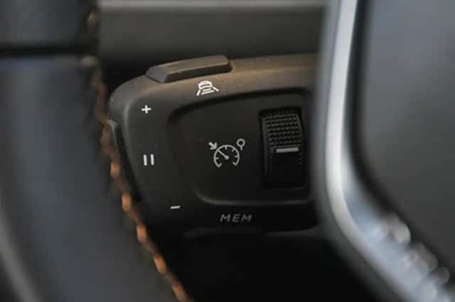 Peugeot 3008 (2023) thumbnail 29