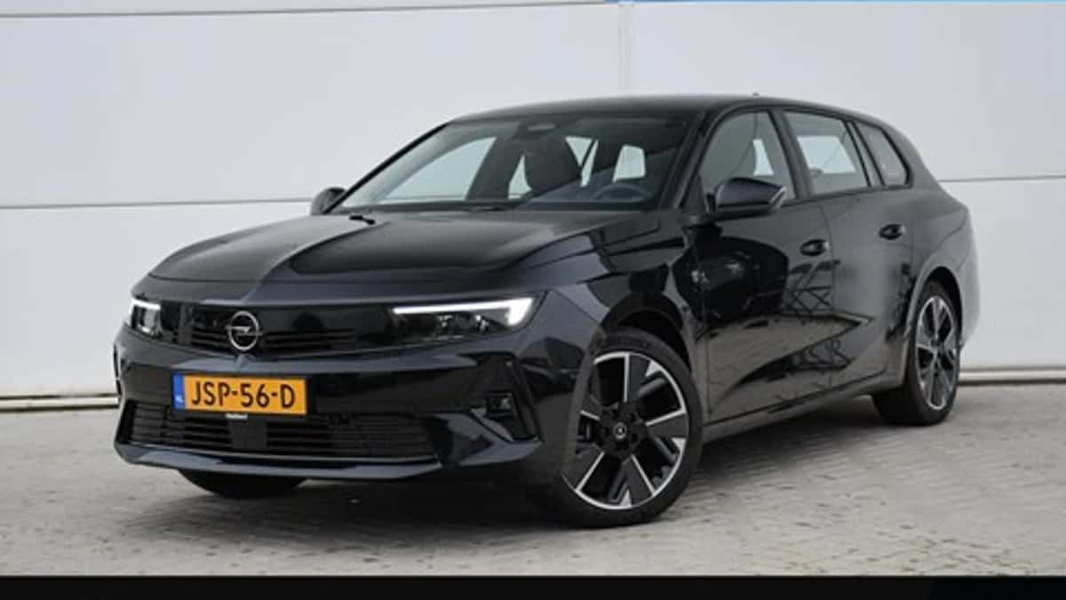 Opel Astra Sports Tourer (2025) — foto 1