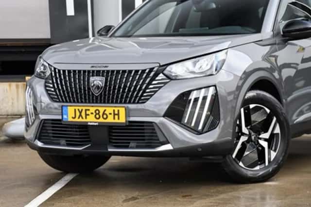 Peugeot 2008 (2025) thumbnail 2