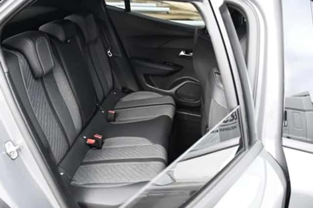Peugeot 2008 (2025) thumbnail 11