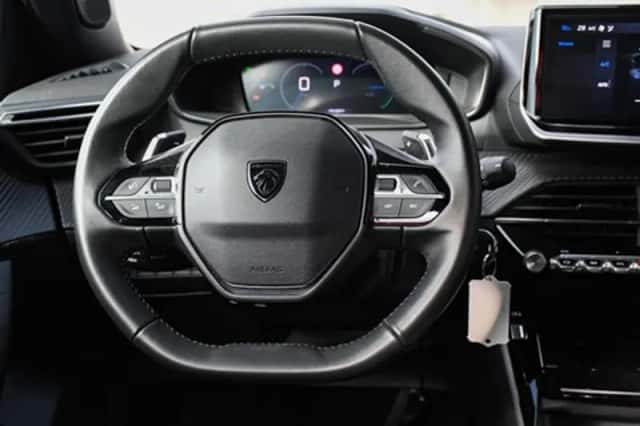 Peugeot 2008 (2025) thumbnail 14